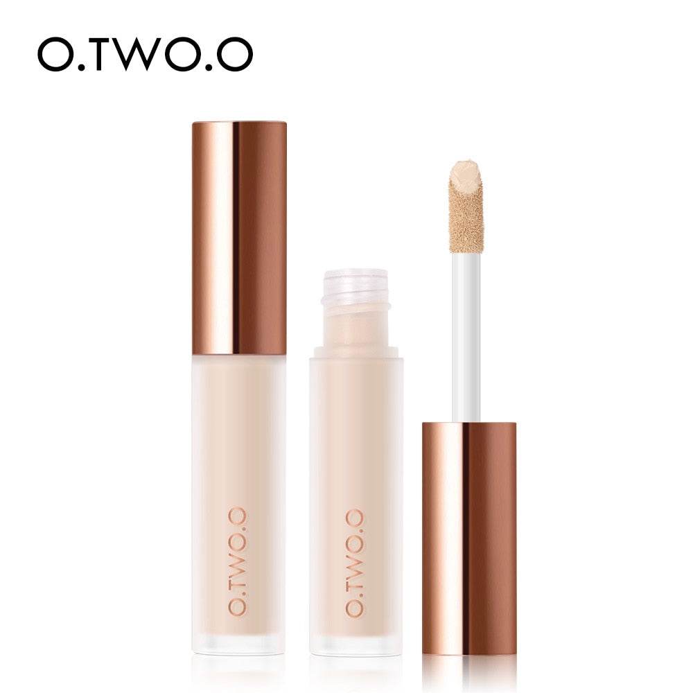 O.TWO.O High Coverage Liquid Concealer with rich pigmentation and smooth blending for flawless complexion.